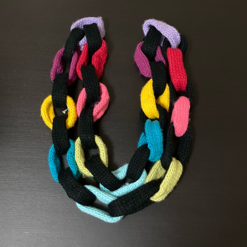 Little Miss Matched Colorful Chunky Knit Loop Chain Link Infinity Scarf 42” - Picture 2 of 11